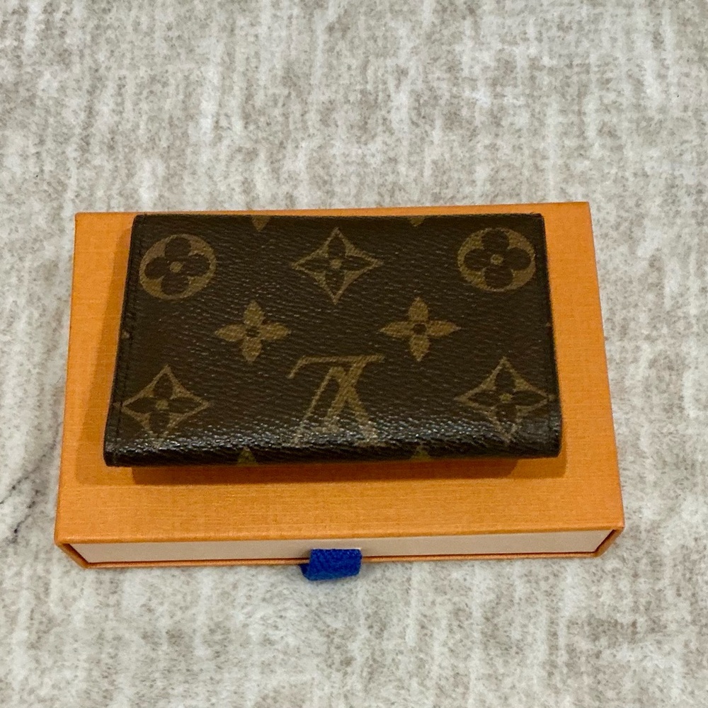 ✨💎EXCELLENT💎✨ LOUIS VUITTON KEY CLES. With BOX! - Picture 6 of 10